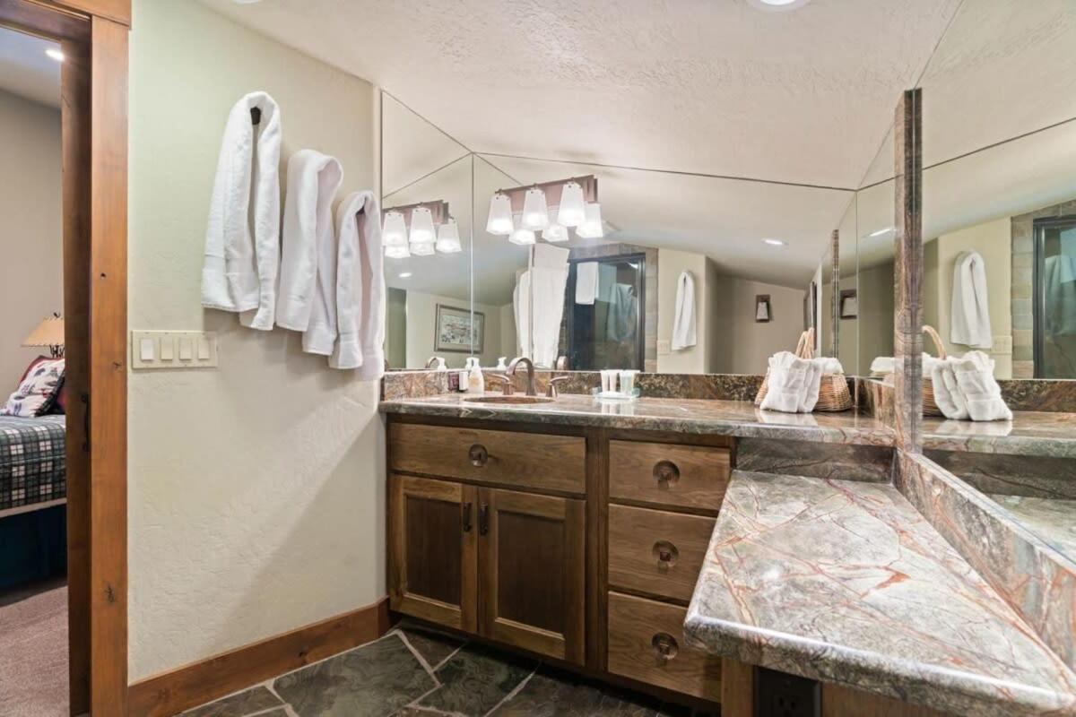 Northstar Ski In Ski Out 2Br Condo Truckee Exterior photo